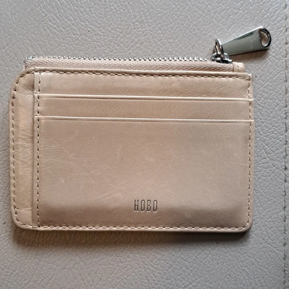 Hobo Beige Card Holder